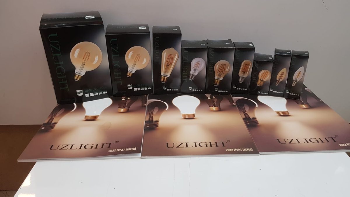 Konya mağazamızda rustik ve flamanlı LED ampul reyonu